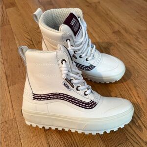 Vans White Purple Snow Rain Boots 6 Waterproof MTE